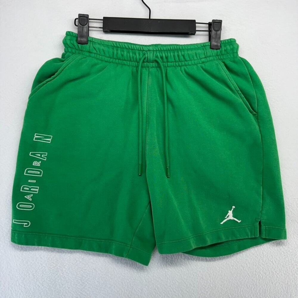 Jordan Shorts men's Small Green Cotton Sweat Jumpman Logo Spellout Air Pockets